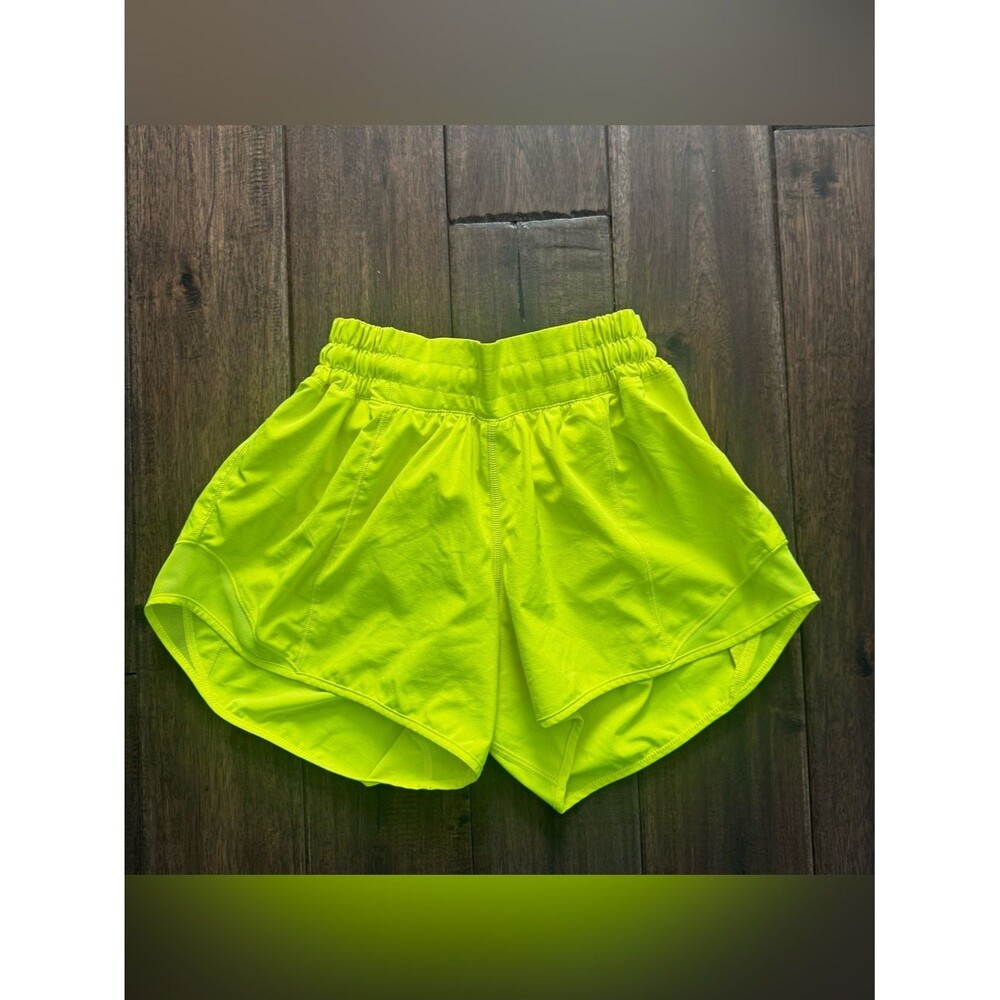 Lululemon Hotty Hot High-Rise Lined Shorts 4” Yellow Neon Size 4 Athletic